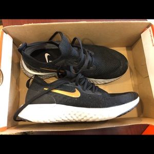 Nike Epic React Flyknit